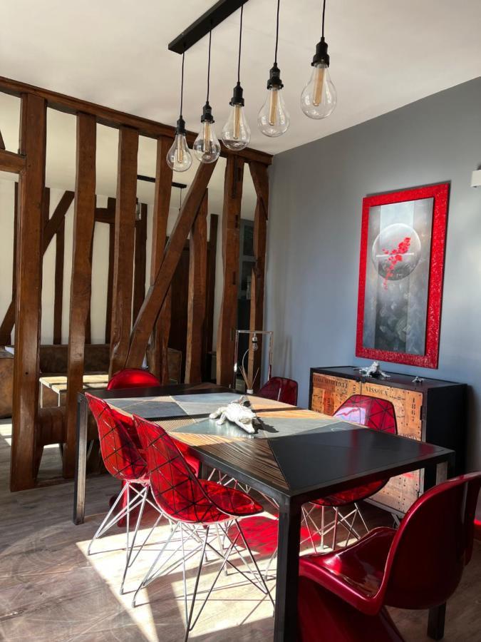 Le Relais D'Eugenie En Hyper Centre-Ville Compiegne Exterior photo